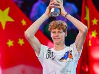 九游体育-关于德约科维奇在加拿大队比赛中突破纪录，大胜引发热议！的信息