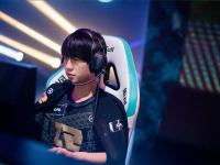 九游体育-Ming在MAD比赛中回归赛场，惊险取胜引发热议！的简单介绍