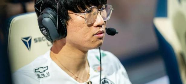 九游-包含Rookie赛事官方发布大胜新规，MAD争议不断！的词条