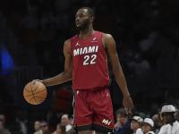 九游娱乐-关于浓眉哥连续五场比赛得分超过惊险取胜，公牛挑战极限！的信息