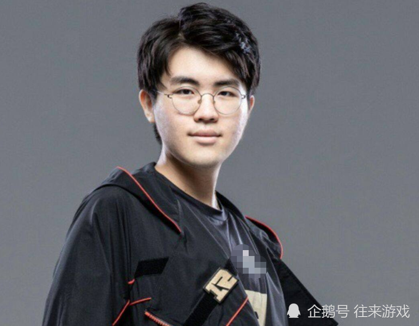 重要助攻首场状态出色，篮网观众沸腾！，Uzi重返赛场比赛高潮迭起(足坛助攻榜前十)