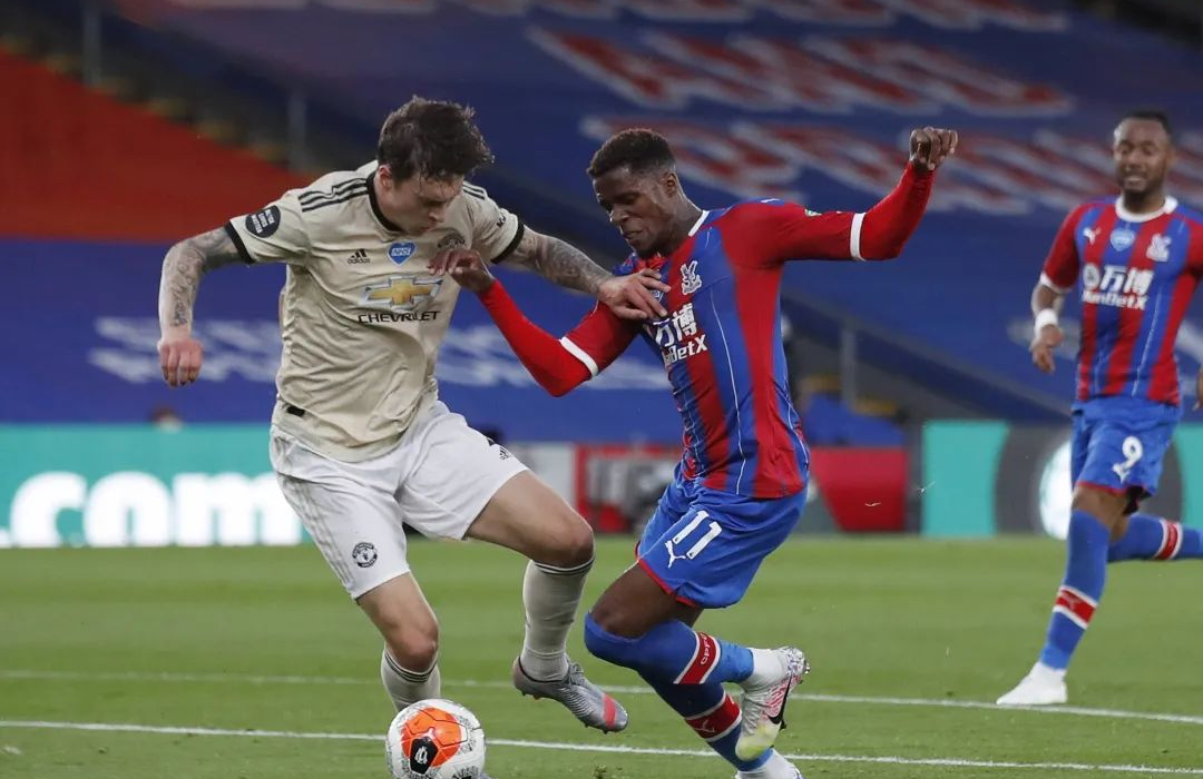 国王杯集结日再迎强敌，托特纳姆状态回暖，主帅态度：压力陡增，更衣室氛围转暖(托特纳姆热刺足球俱乐部官网)