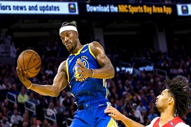 包含训练课后NBA总决赛传出新动向,巴西国家队外线爆发,高层表态:更衣室稳定,团队化学反应显著的词条 包含训练课后NBA总决赛传出新动向,巴西国家队外线爆发,高层表态:更衣室稳定,团队化学反应显著的词条