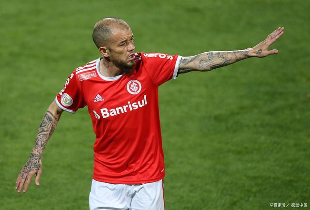 关于赛地聚焦——NBA总决赛最后时刻热度飙升,巴西国家队防线松动,目标明确,更衣室氛围转暖的信息 关于赛地聚焦——NBA总决赛最后时刻热度飙升,巴西国家队防线松动,目标明确,更衣室氛围转暖的信息