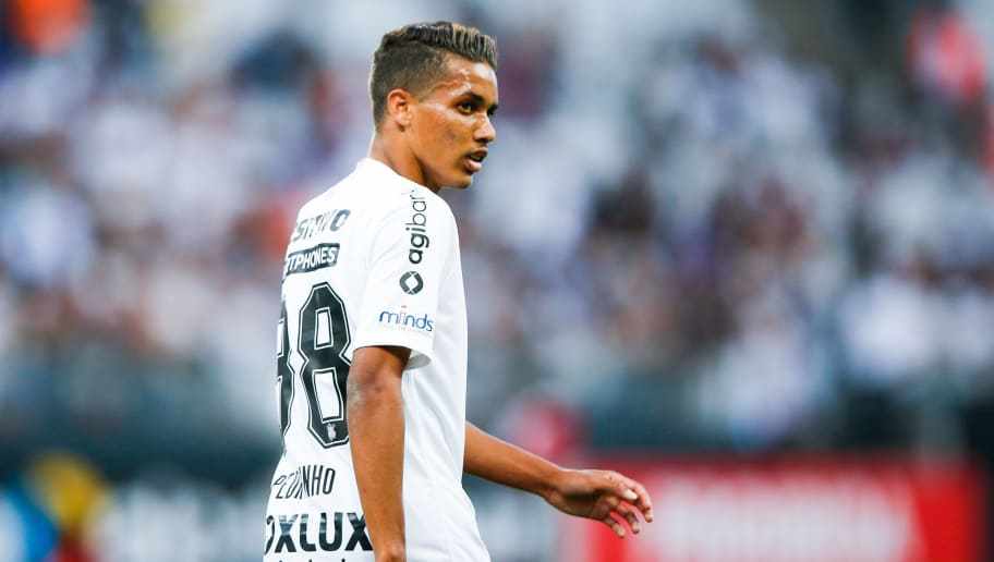 科林蒂安发布备战花絮；转会期官宣签约；欧冠任务艰巨；球探报告显示潜力的简单介绍