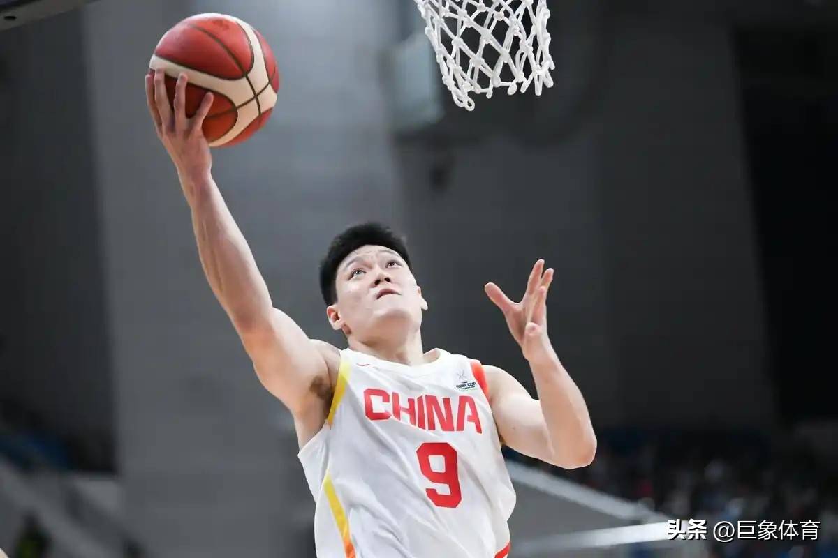 赛地聚焦——CBA季后赛转会期热度飙升；广厦男篮完成体检；形势明朗；团队化学反应显著的简单介绍