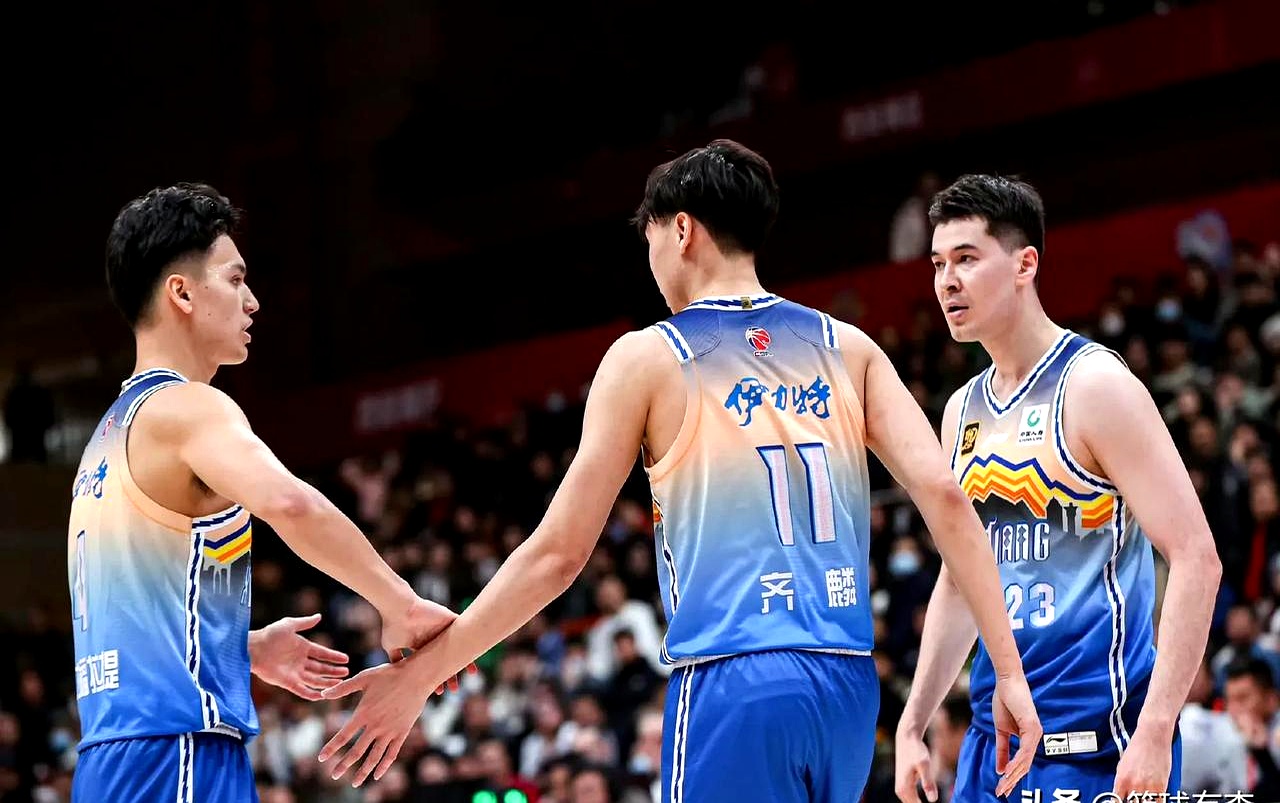 高速战队ターボレンジャー的编剧是谁 高速战队ターボレンジャー的编剧是谁