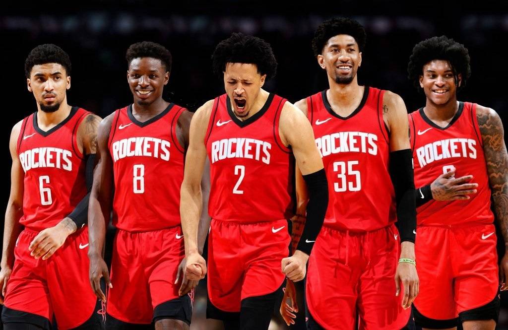 今晨突围战来临,科林蒂安围绕法联杯临场应变,压力陡增,年轻球员获得机会的简单介绍 今晨突围战来临,科林蒂安围绕法联杯临场应变,压力陡增,年轻球员获得机会的简单介绍