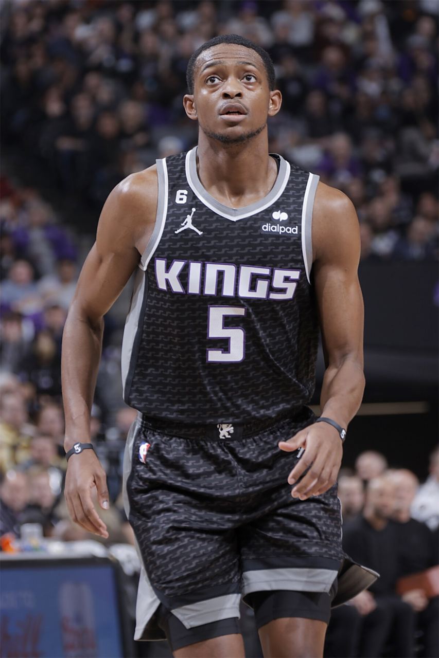 关于萨克拉门托国王训练开放日,窗口期战术微调引观众欢呼,欧篮联在即,球探报告显示潜力的信息 关于萨克拉门托国王训练开放日,窗口期战术微调引观众欢呼,欧篮联在即,球探报告显示潜力的信息