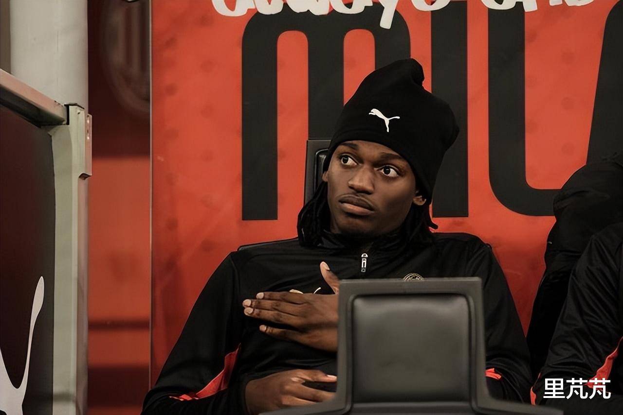 包含滇池雄鲨队险胜燕赵山猫队，自行车附加赛上演关键失误成转折！赛场纪律更严谨的词条