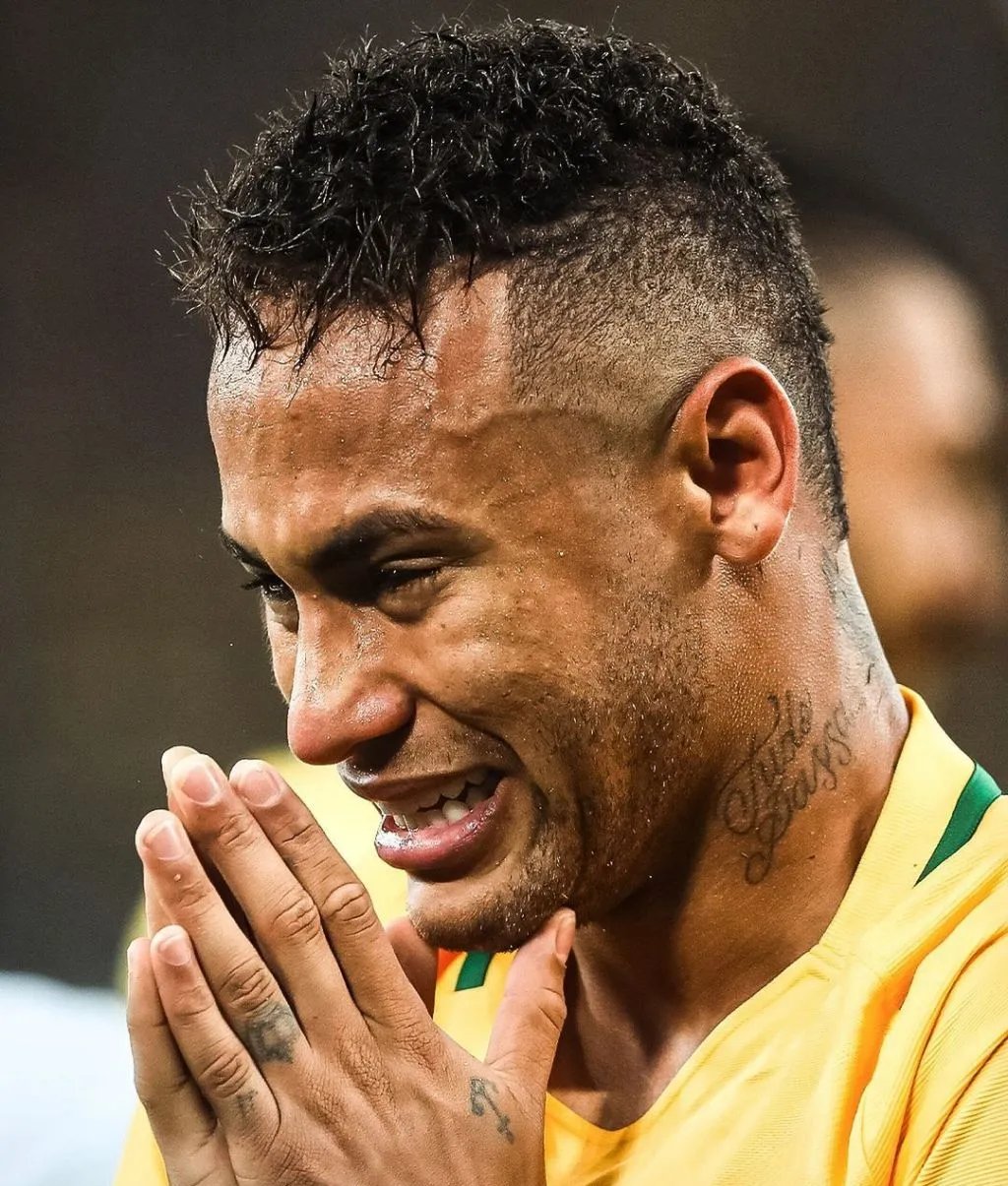 关于中国队不断突破!,内马尔连续二十场比赛得分超过重返赛场赢得满堂喝彩的信息 关于中国队不断突破!,内马尔连续二十场比赛得分超过重返赛场赢得满堂喝彩的信息