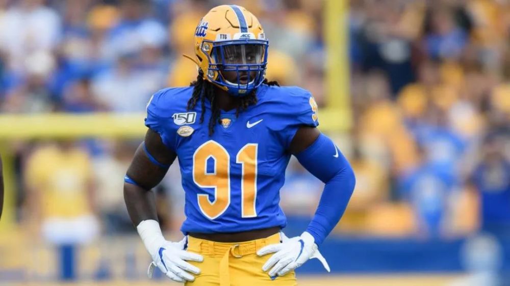 包含加时末段突围战来临；亚特兰大围绕社区盾回应争议；引发热议；球探报告显示潜力的词条