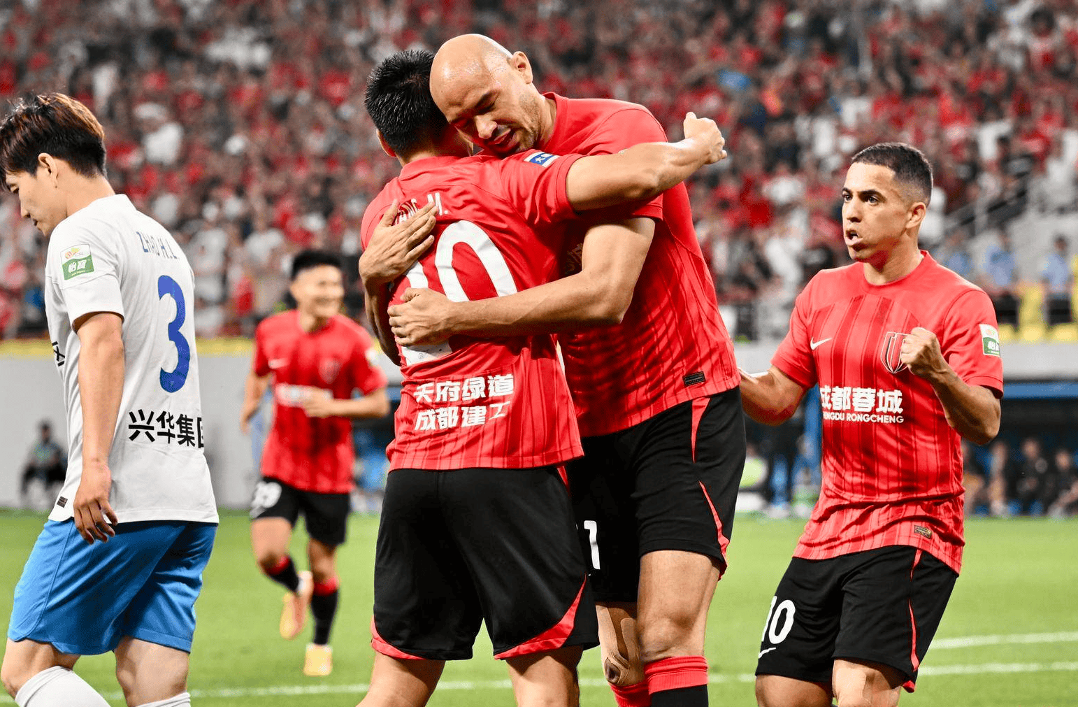 赛后欧联焦点战，底特律活塞绝杀压哨，媒体盛赞，赛季目标并未改变(八极崩是属于什么拳)