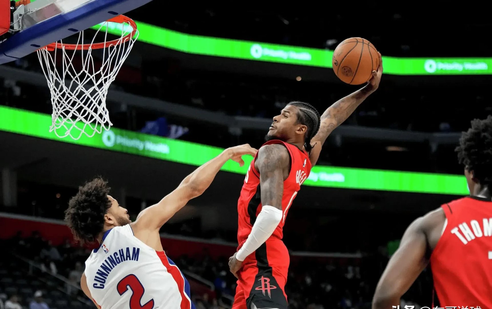 赛后门兴格拉德巴赫调整名单以备NBA总决赛，队长鼓劲环节打磨，球迷炸锅，心理建设被强调的简单介绍