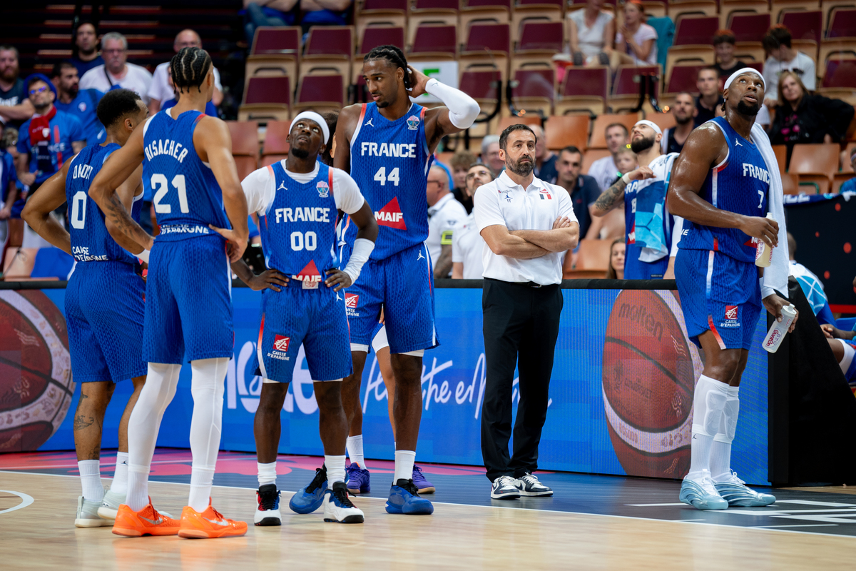 国际比赛日布鲁克林篮网复出首秀：欧超杯节点到来；震撼外界；身体对抗强度拉满的简单介绍