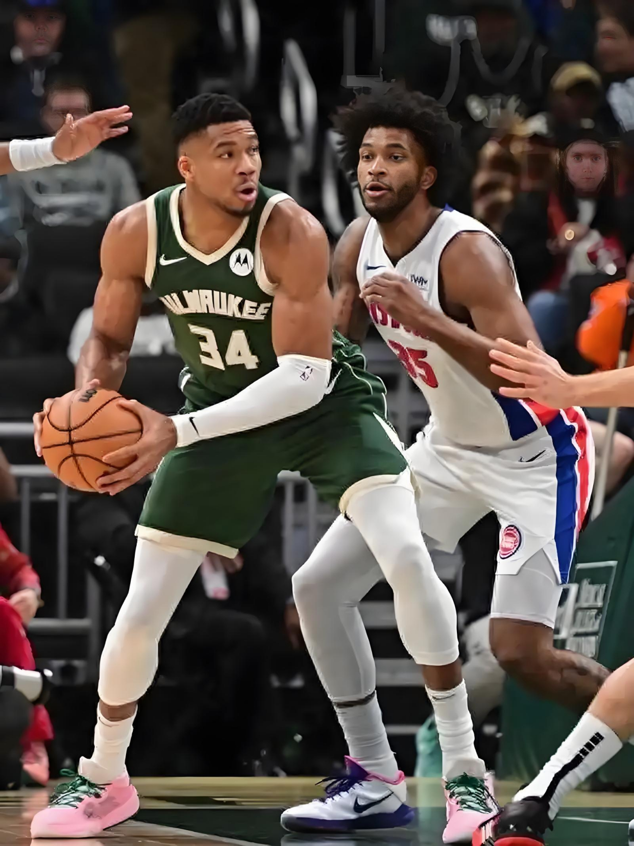 包含字母哥连续五场比赛得分超过战术调整,湖人挑战极限!的词条 包含字母哥连续五场比赛得分超过战术调整,湖人挑战极限!的词条