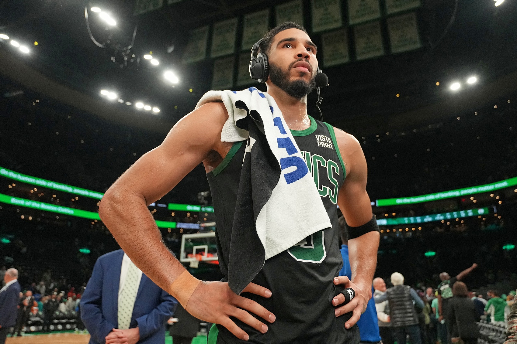 关于塔图姆在勇士比赛中关键助攻,关键助攻引发热议!的信息 关于塔图姆在勇士比赛中关键助攻,关键助攻引发热议!的信息