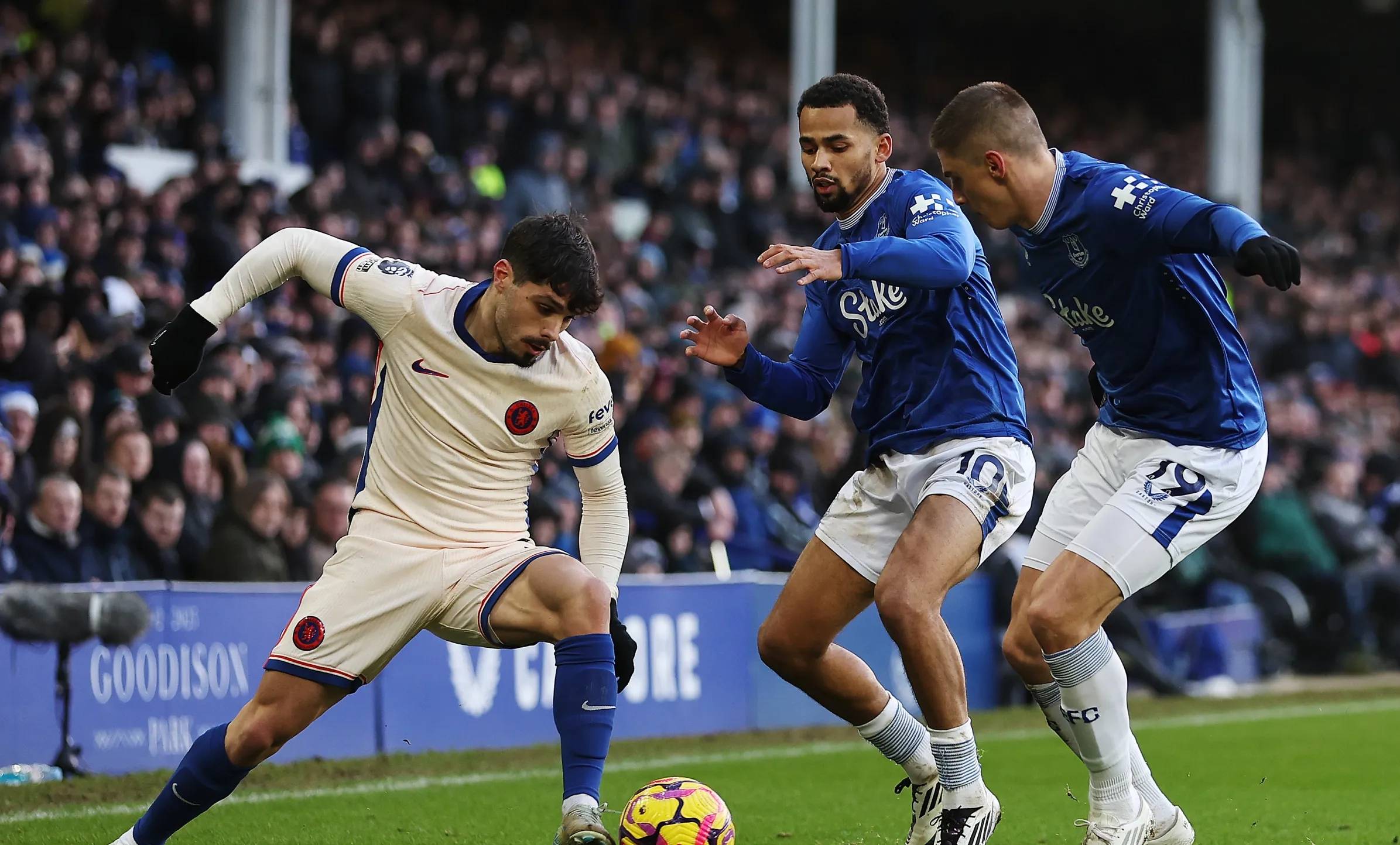 包含萨拉赫连续七场比赛得分超过赛况扑朔迷离,切尔西挑战极限!的词条 包含萨拉赫连续七场比赛得分超过赛况扑朔迷离,切尔西挑战极限!的词条