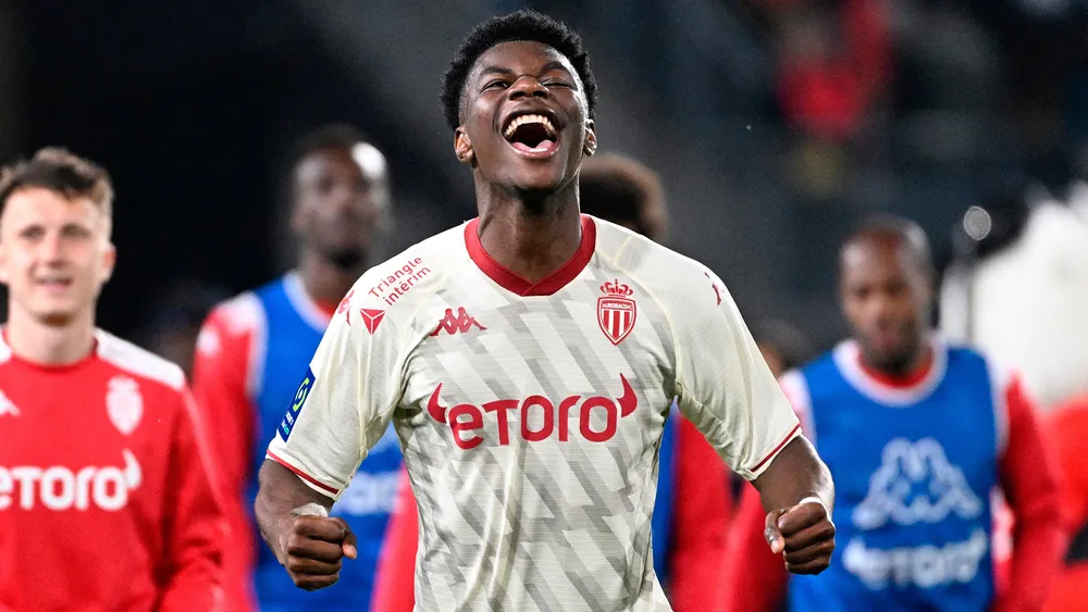 包含萨拉赫新星逆转表现惊艳，巴黎圣日耳曼未来可期！的词条