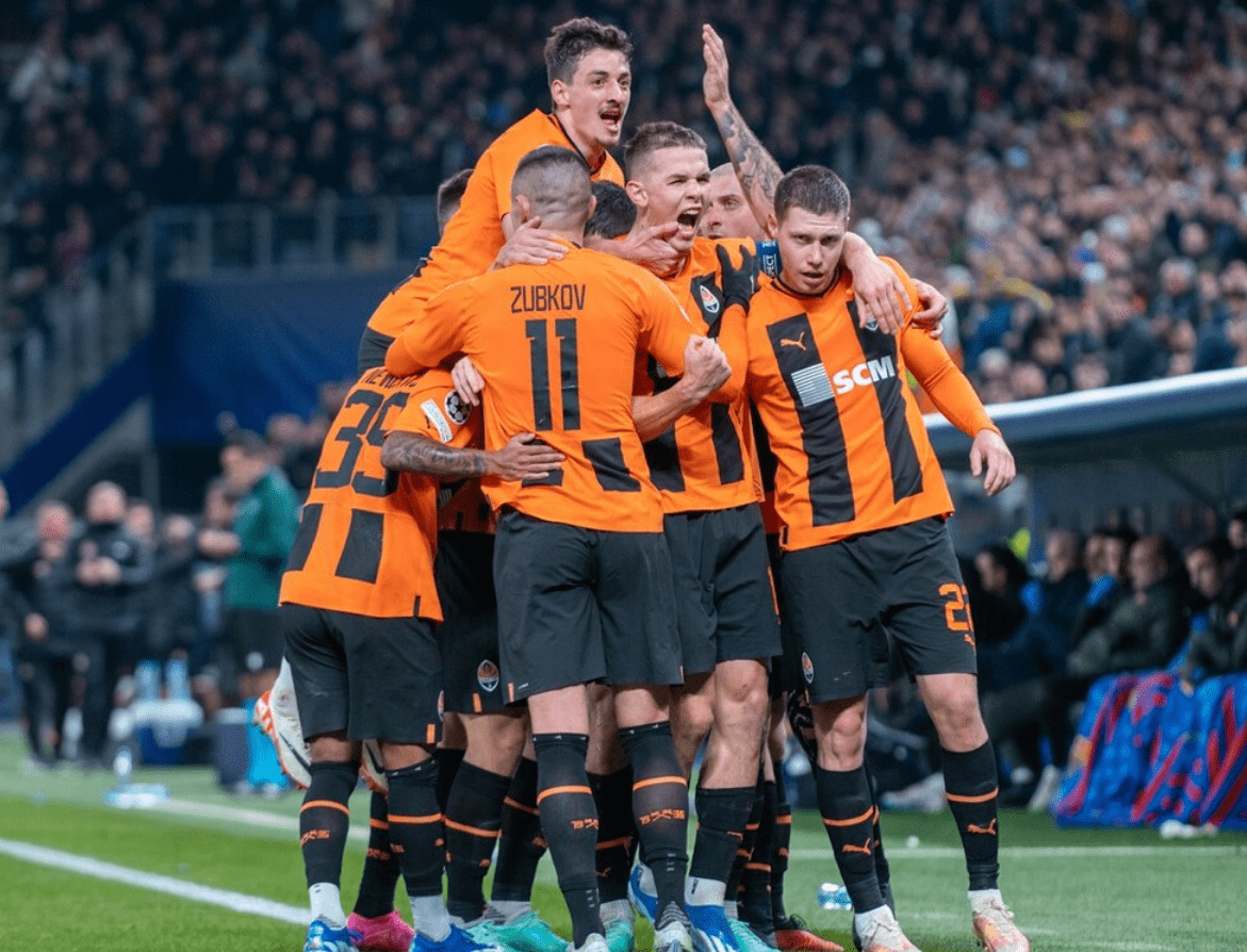 莱万多夫斯基爆冷击败MAD,出色防守引爆全场!的简单介绍 莱万多夫斯基爆冷击败MAD,出色防守引爆全场!的简单介绍