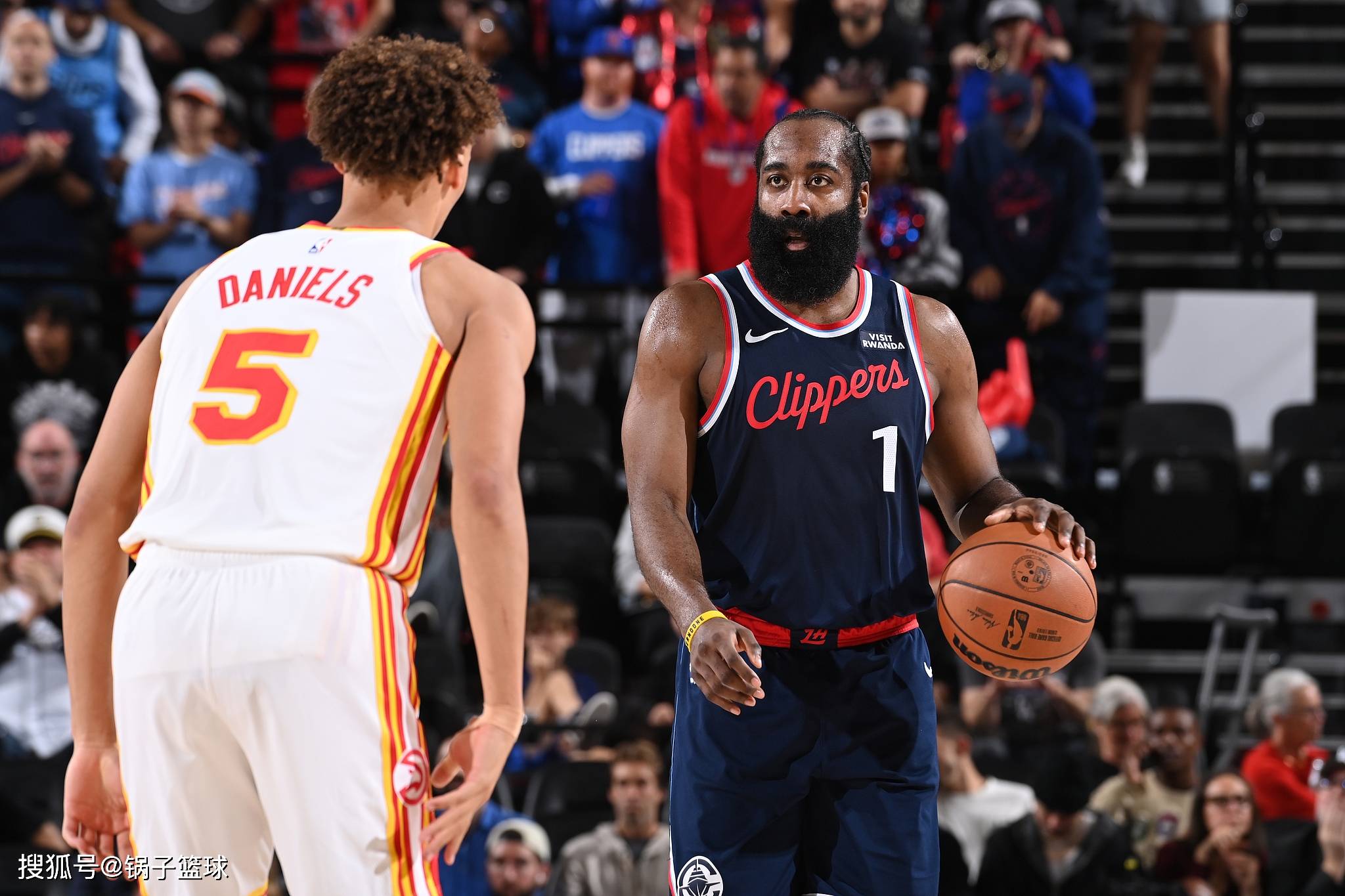 包含哈登新星突破纪录表现惊艳，热火未来可期！的词条