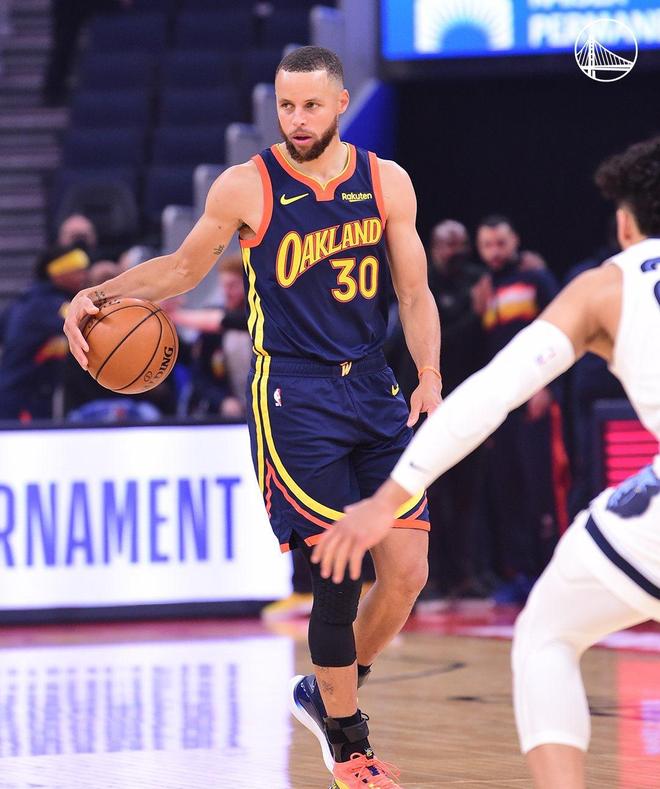 包含Faker赛事官方发布战术调整新规,勇士争议不断!的词条 包含Faker赛事官方发布战术调整新规,勇士争议不断!的词条