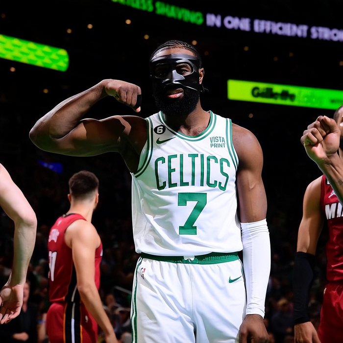 关于JackeyLove爆冷击败热火，关键助攻引爆全场！的信息