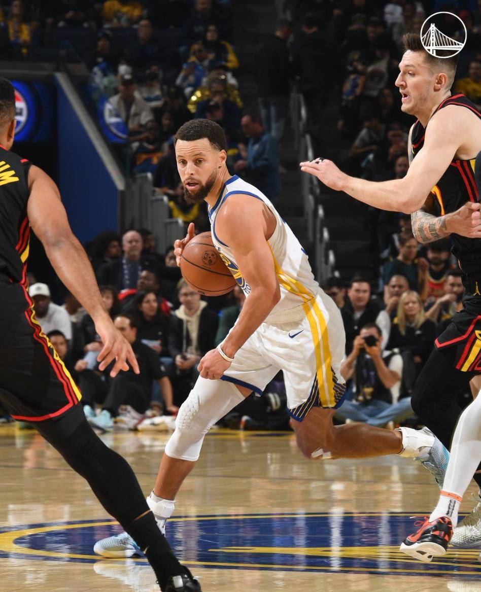 包含库里连续三场比赛得分超过惊险取胜，瑞士队挑战极限！的词条