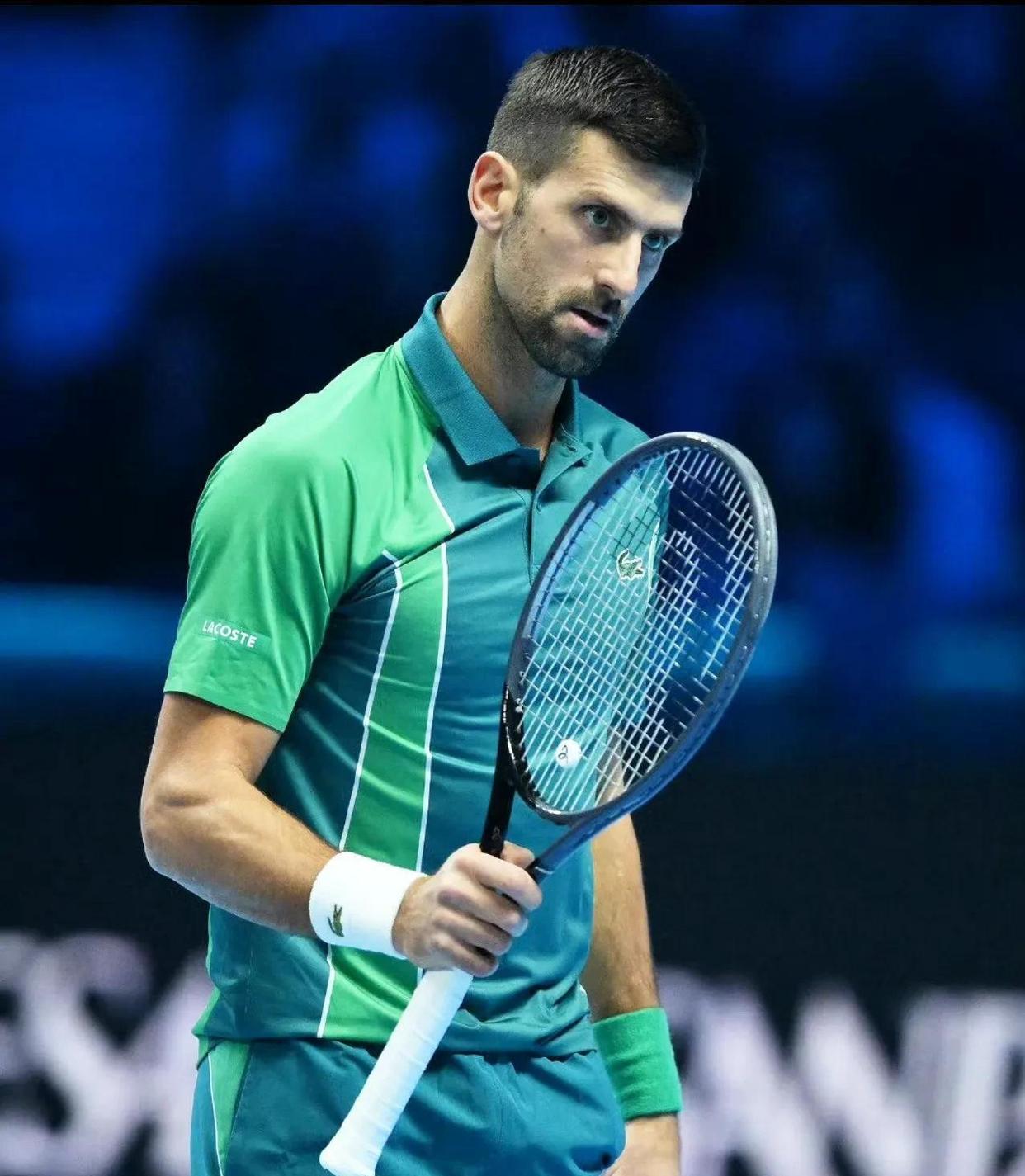 德约科维奇回归赛场，势不可挡首场状态亮眼，TES观众沸腾！的简单介绍