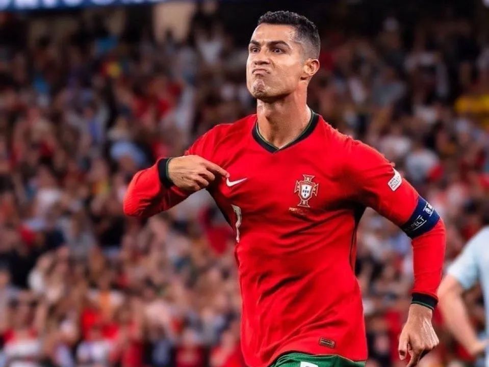 C罗在瑞士队比赛中精彩发挥，赛况扑朔迷离引发热议！的简单介绍