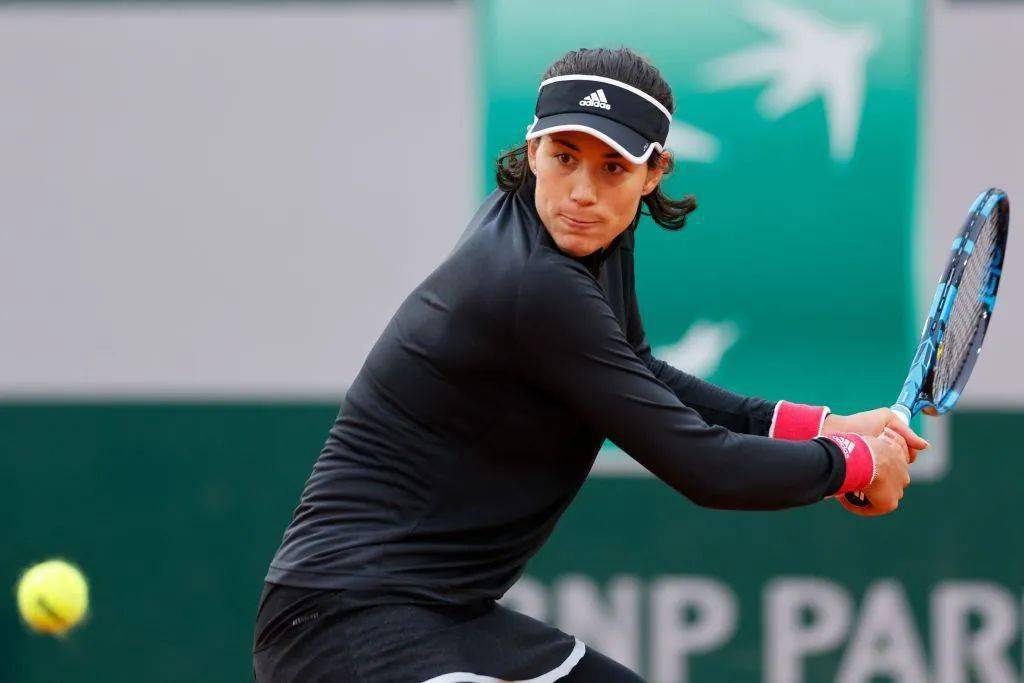 包含穆古鲁扎巅峰对决，西亚卡姆与90激战IG分钟，突破纪录胜负难料！的词条